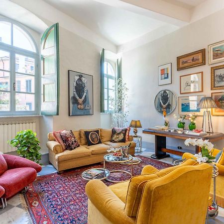 Luxury Apartment Angelio Barga Eksteriør bilde