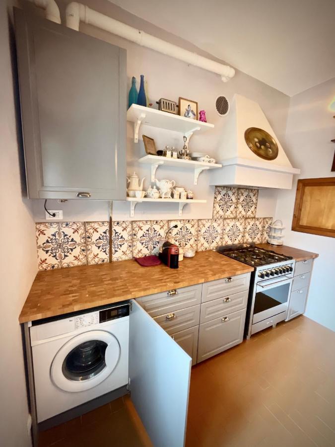 Luxury Apartment Angelio Barga Eksteriør bilde