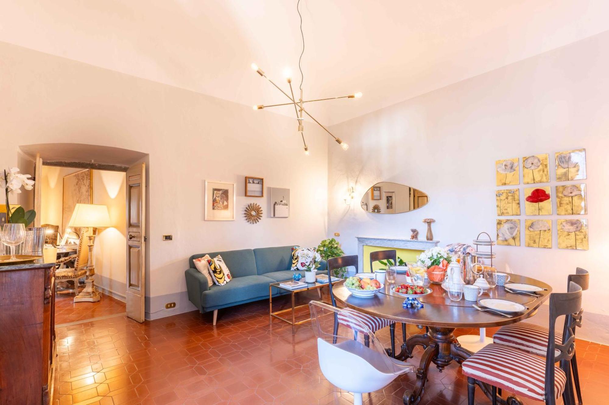 Luxury Apartment Angelio Barga Eksteriør bilde