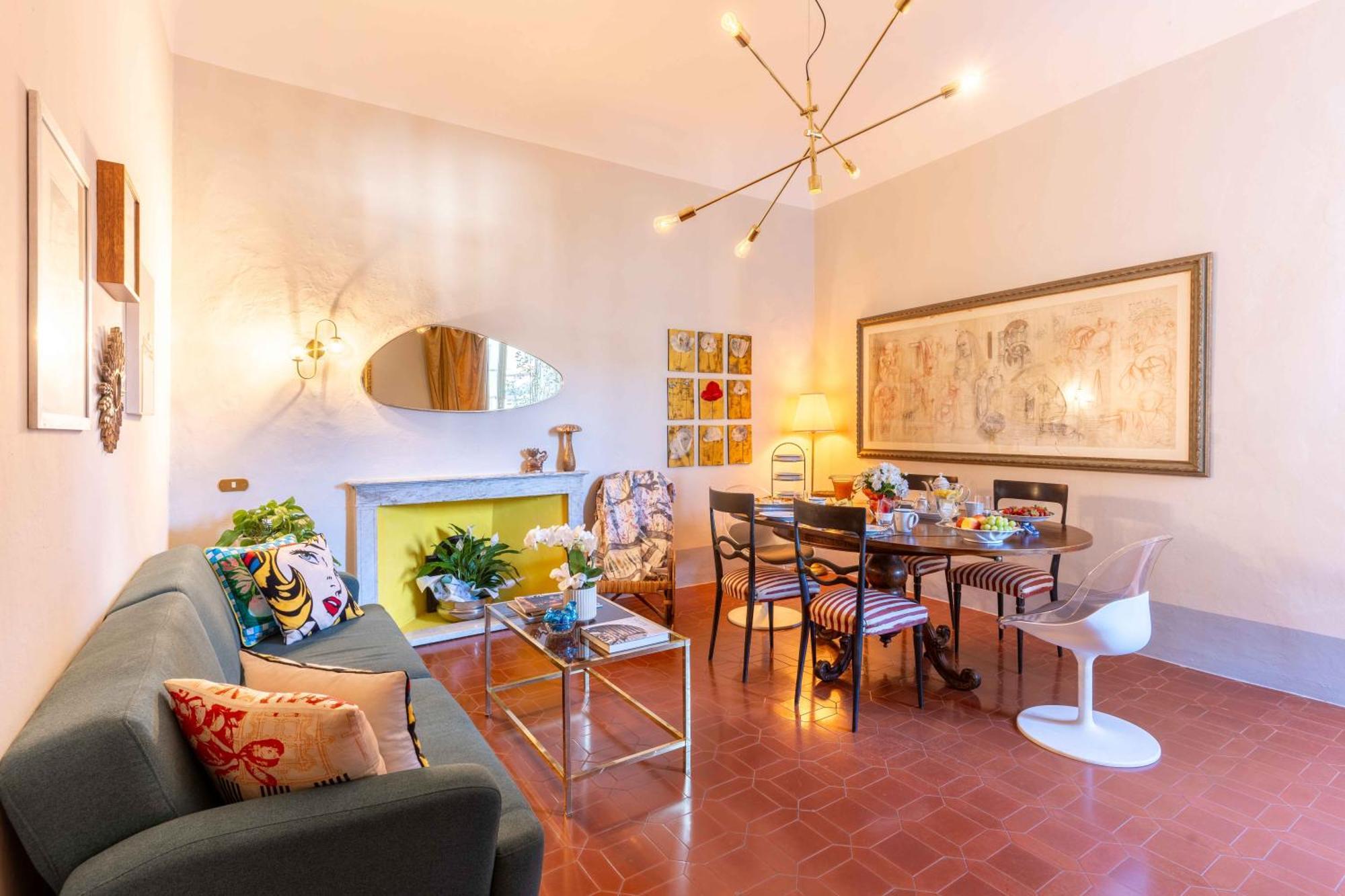 Luxury Apartment Angelio Barga Eksteriør bilde